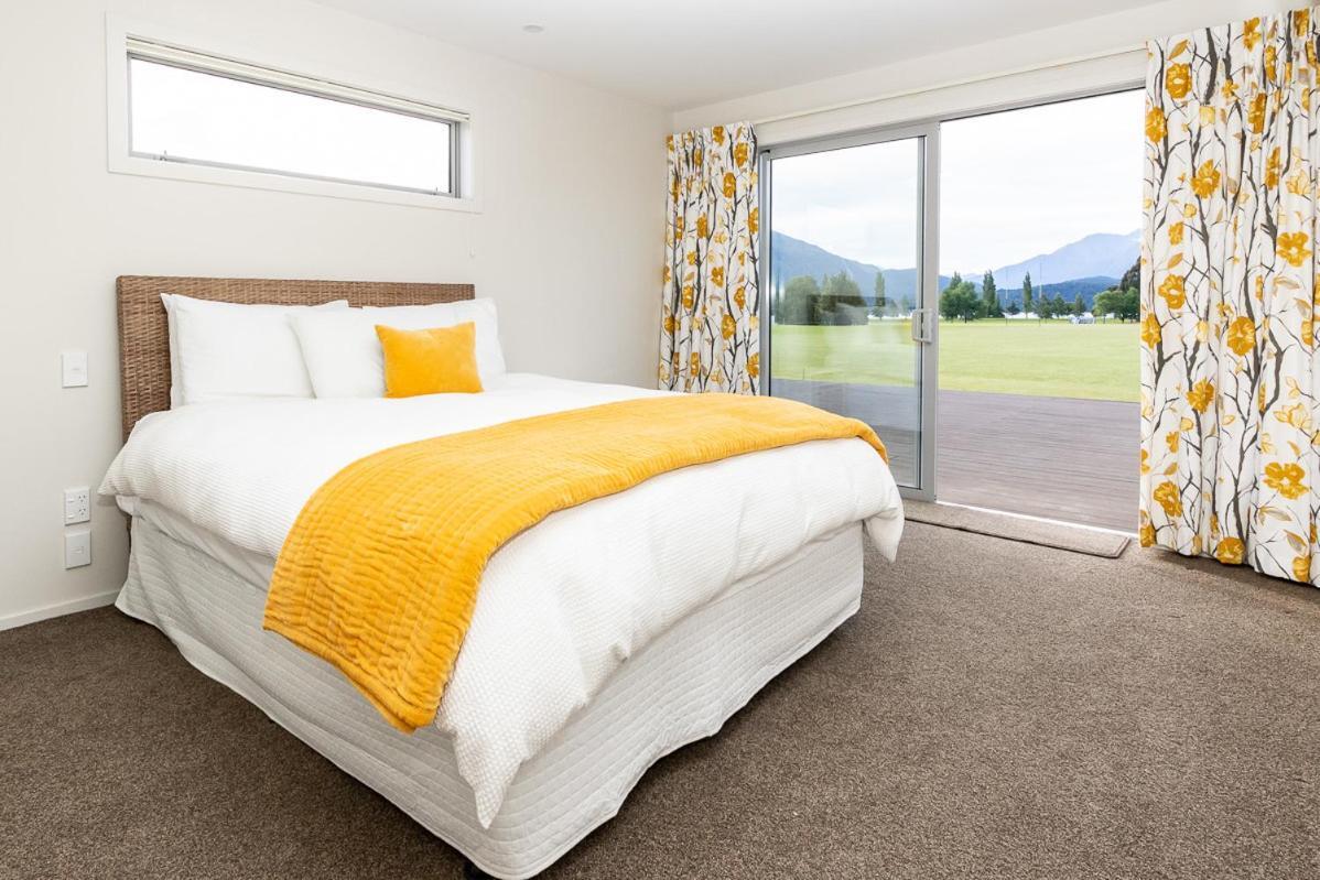Poppa Pete'S - Te Anau Holiday Home Ngoại thất bức ảnh