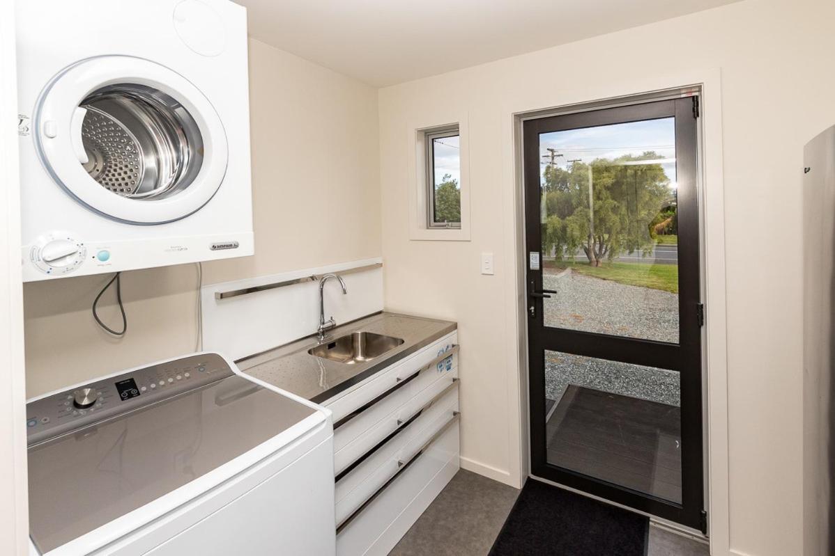 Poppa Pete'S - Te Anau Holiday Home Ngoại thất bức ảnh