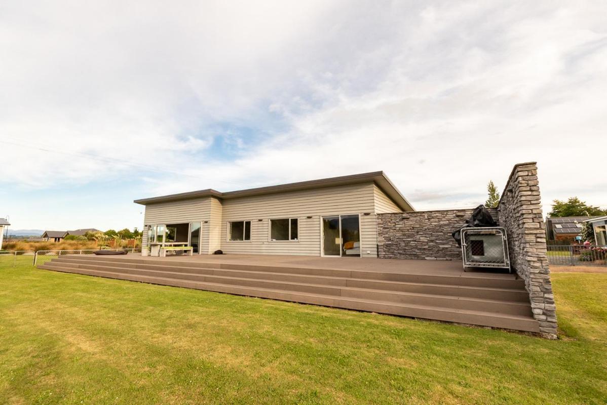 Poppa Pete'S - Te Anau Holiday Home Ngoại thất bức ảnh
