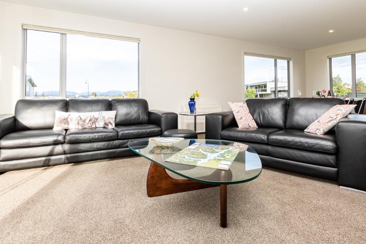 Poppa Pete'S - Te Anau Holiday Home Ngoại thất bức ảnh