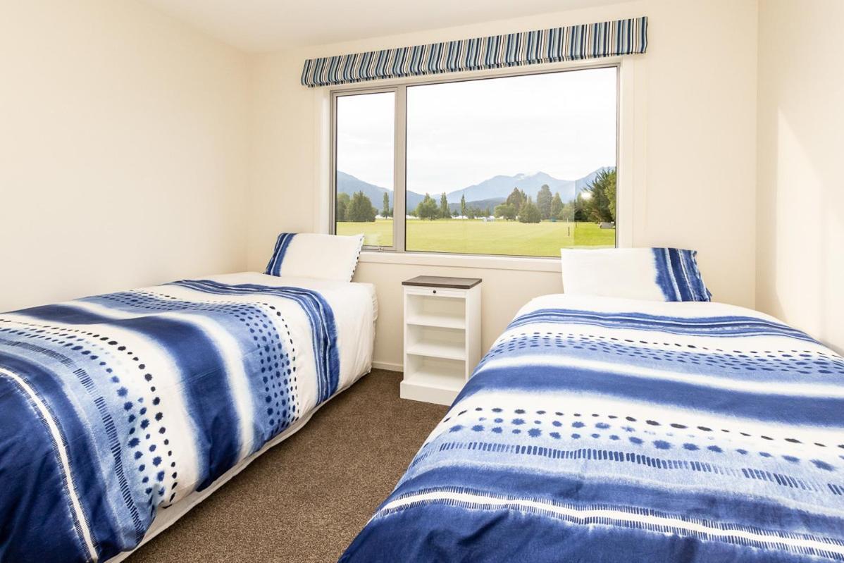 Poppa Pete'S - Te Anau Holiday Home Ngoại thất bức ảnh